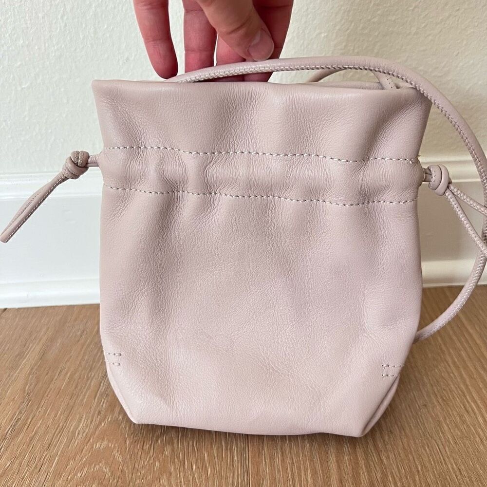 J.Crew Women's $118 London Drawstring Bag Leather Dusty Shell Beige Pink BE897 - Picture 2 of 10